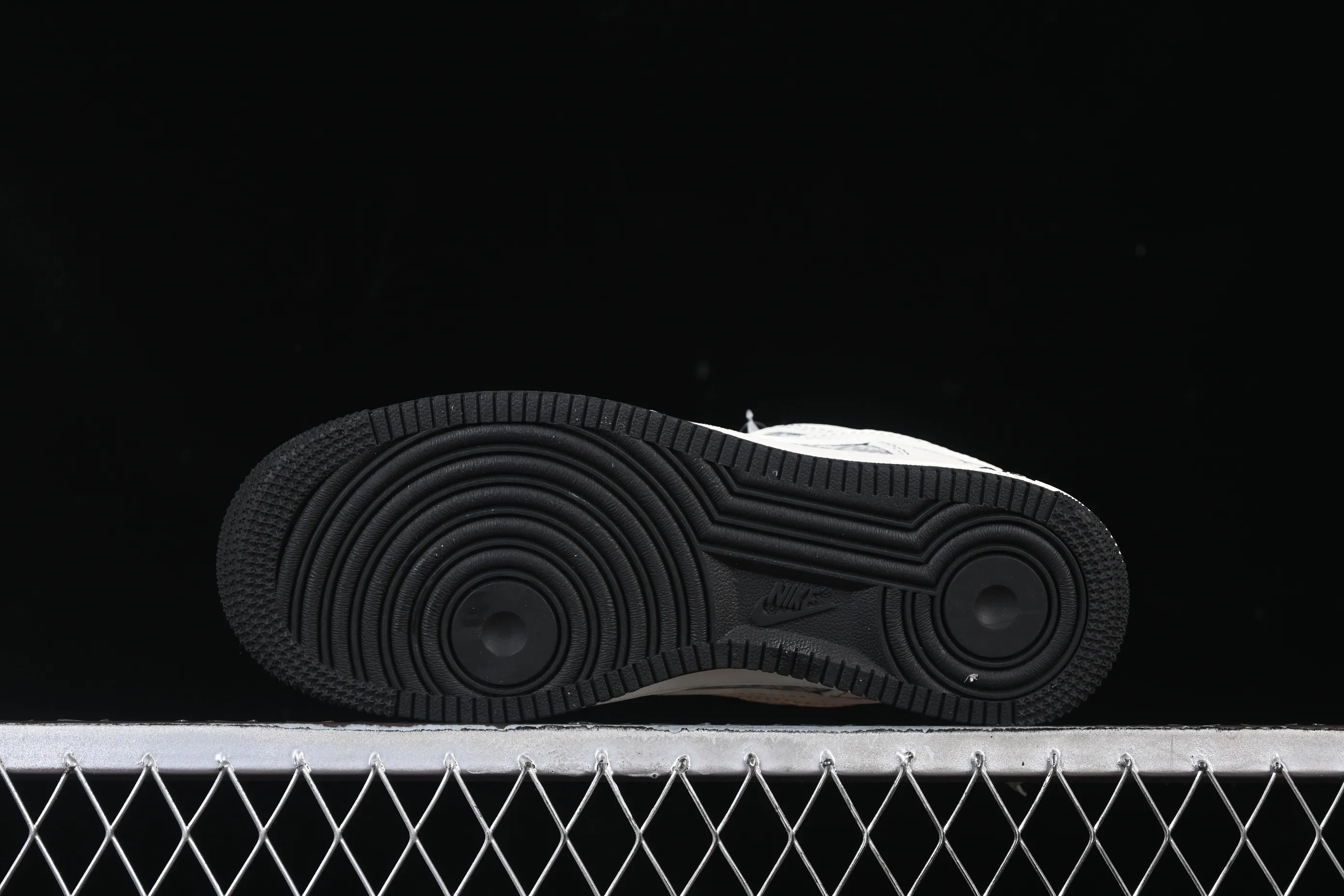 All Categories Nk Air Force 1 Air Force Series Nk Air Force 1 Low Air Force Low NIke Air Force 1'07 Low Joint Beige Black Starry Air Force 1 Low-top Casual Sneakers JP8028-008